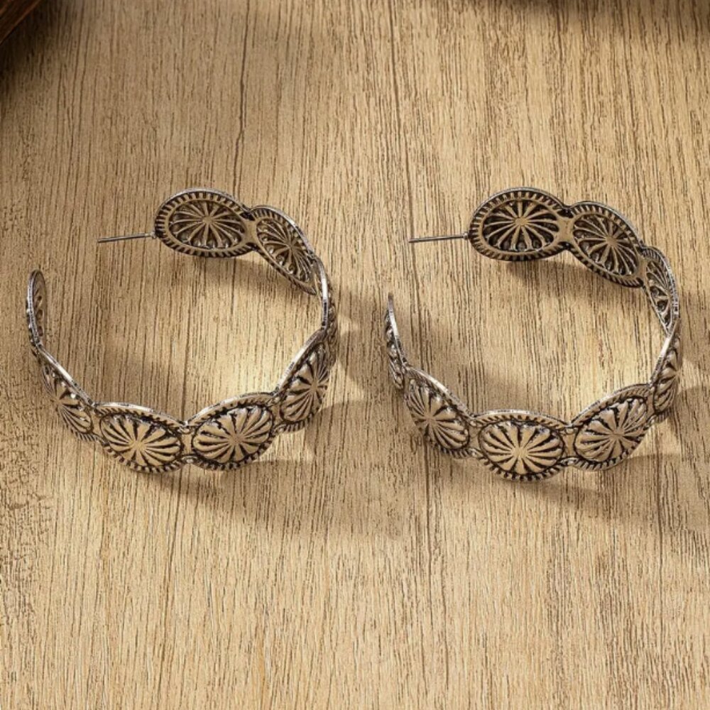 Hammered Concho Ancient Aged Silver Western Southwestern Boho Round Earrings NEW - Picture 4 of 6